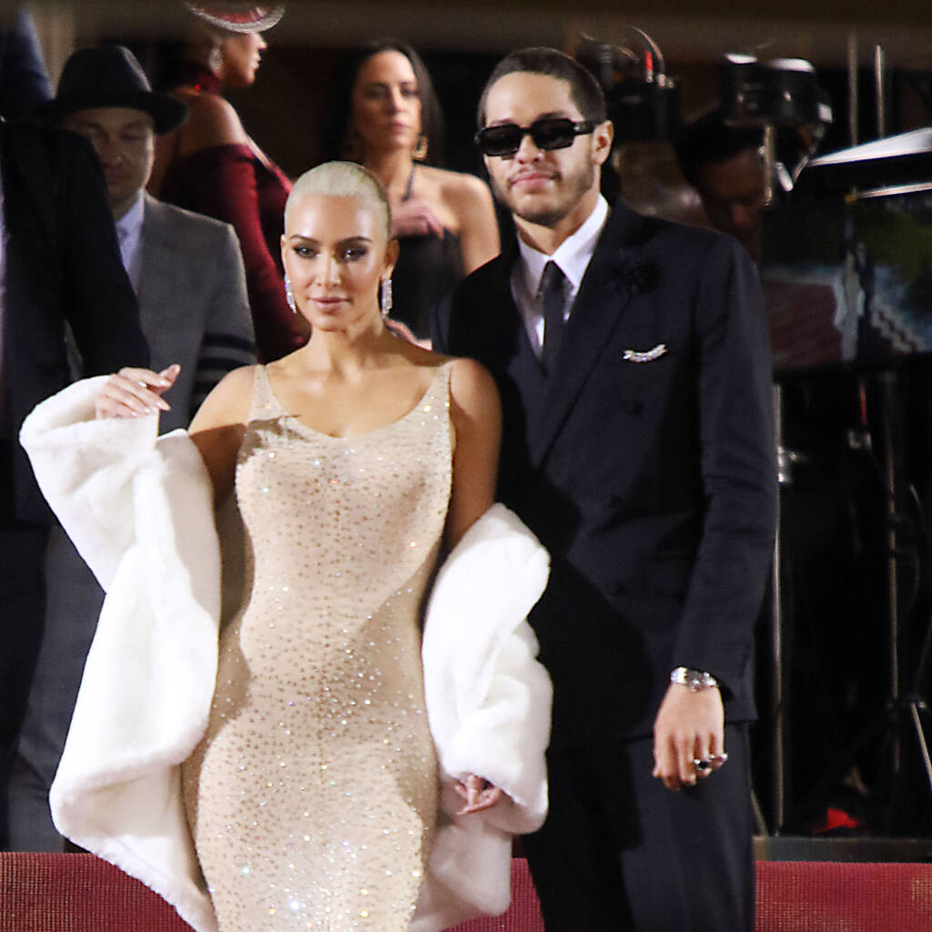 Kim Kardashian und Pete Davidson Bild von Kim Kardashian und Pete Davidson