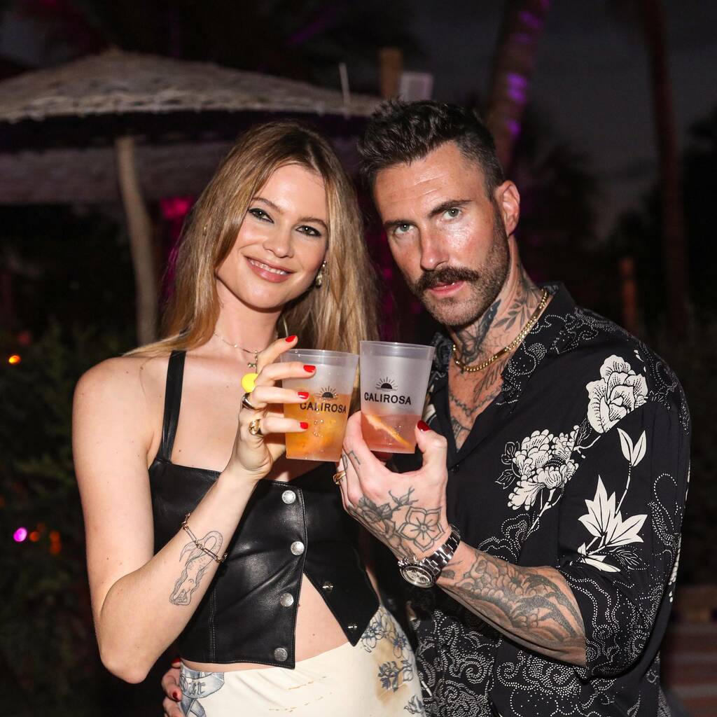 Bild von Behati Prinsloo und Adam Levine